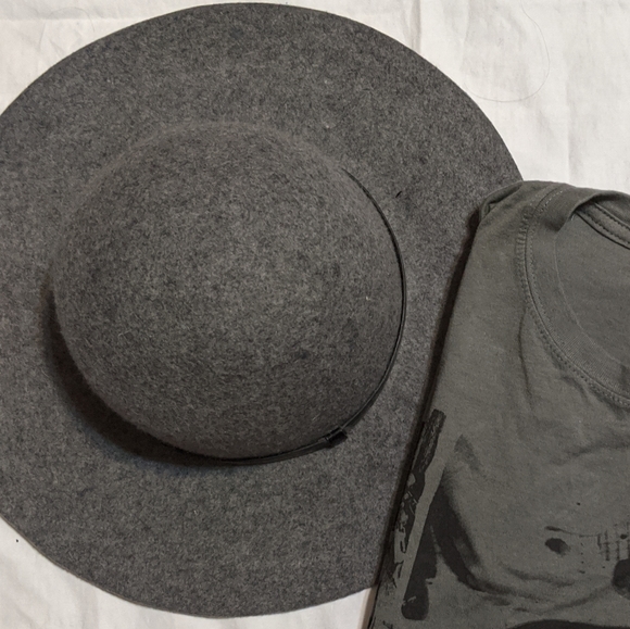 Faux Wool Floppy Hat 🍂 - Picture 4 of 5